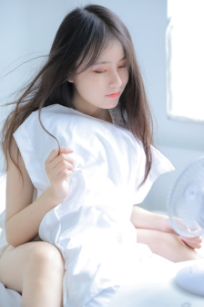 第一次的人在线播放